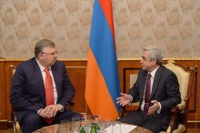 PRESIDENT RECEIVES HEADS OF EEU MEMBER STATES CUSTOMS AUTHORITIES