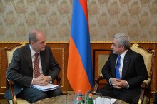 PRESIDENT RECEIVES IMF MISSION CHIEF TO ARMENIA MARK HORTON