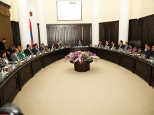 Վարչապետ Հովիկ Աբրահամյանն անդրադարձել է էլեկտրաէներգիայի սակագների շուրջ ստեղծված իրավիճակին