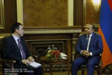 Hovik Abrahamyan Holds Farewell Meeting with Traian Hristea