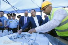 PM Inspects Bagratashen Border Checkpoint Modernization Work