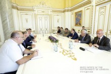Discussion on Planned Audit of Armenia Electric Networks CJSC Held in Government