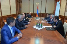PRESIDENT SERZH SARGSYAN MEETS WITH REPRESENTATIVES OF UNITED LABOR PARTY