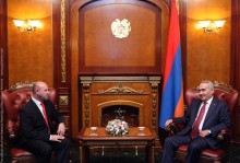 Galust Sahakyan Receives the Newly Appointed Ambassador of Belarus