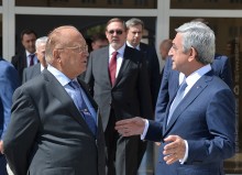 PRESIDENT VISITS BRANCH OF LOMONOSOV MOSCOW STATE UNIVERSITY IN YEREVAN