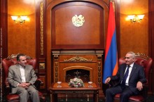 Galust Sahakyan Has a Farewell Meeting the Ambassador of Iran