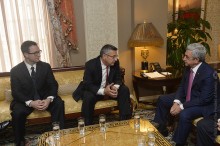 PRESIDENT HAS MEETINGS WITH REPRESENTATIVES OF ARMENIAN ORGANIZATIONS AND ARMENIAN COMMUNITY IN WASHINGTON