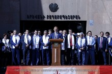 Taron Margaryan congratulated the residents of the capital with Yerevan Day