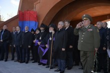 PRESIDENT PARTAKES IN SOLEMN EVENTS TO MARK 100TH ANNIVERSARY OF MOUNT MUSA HEROIC BATTLE IN ARMAVIR MARZ