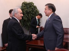 Գալուստ Սահակյանը հանդիպել է Ղրղզստանի խորհրդարանի ղեկավարի հետ
