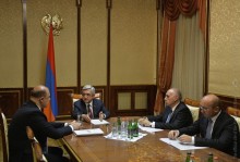 PRESIDENT CALLED A MEETING ON THE ISSUES RELATED TO THE DEVELOPMENT PROGRAMS OF GYUMRI TOWN AND TOWN’S PRIORITIES