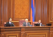  Galust Sahakyan Receives the Members of the European Democrat Students Organization