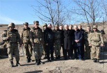 Galust Sahakyan Visits Frontier Military Bases