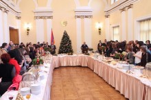 Galust Sahakyan Congratulates the NA Staff