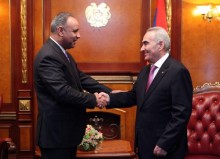 Galust Sahakyan Receives the Ambassador of Kuwait