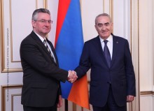 Գալուստ Սահակյանն ընդունել է Եվրոպական խորհրդարանի անդամ Յան Զահրադիլին