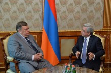 ՆԱԽԱԳԱՀՆ ԸՆԴՈՒՆԵԼ Է ԵԱՀԿ ԵՐԵՎԱՆՅԱՆ ԳՐԱՍԵՆՅԱԿԻ ՂԵԿԱՎԱՐ, ԴԵՍՊԱՆ ԱՆԴՐԵՅ ՍՈՐՈԿԻՆԻՆ
