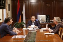 Доработанные проекты по благоустройству и модернизации «Вернисажа» представлены мэру Еревана