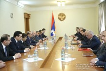 ՀՀ վարչապետ Հովիկ Աբրահամյանը հանդիպել է ԼՂՀ նախագահ Բակո Սահակյանի հետ