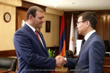 Мэр Тарон Маргарян встретился с новоназначенным чрезвычайным и полномочным послом Казахстана в РА