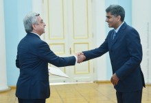 THE NEWLY APPOINTED AMBASSADOR OF INDIA PRESENTED HIS CREDENTIAL TO PRESIDENT SARGSYAN