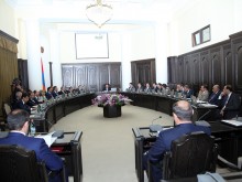 ՀՀ վարչապետը հանձնարարականներ է տվել կրթության ոլորտի և գնումների գործընթացի բարեփոխումների վերաբերյալ