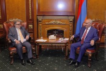 Գալուստ Սահակյանն ընդունել է ԵԱՀԿ երեւանյան գրասենյակի նորանշանակ ղեկավարին