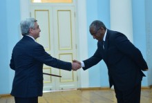 THE NEWLY APPOINTED AMBASSADOR OF ETHIOPIA PRESENTED HIS CREDENTIALS TO PRESIDENT SARGSYAN