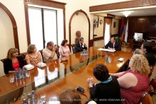 Mayor Taron Margaryan met with the members of the choir operating under the auspices of the Armenian church of Cambridge