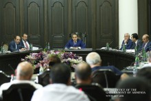 Վարչապետն ընդունել է կոնյակի և գինու արտադրությամբ զբաղվող ընկերությունների ներկայացուցիչներին