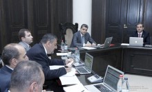 Վարչապետի հանձնարարությամբ ֆինանսների նախարարի պաշտոնակատարը պարզաբանումներ է ներկայացրել հինգ ամսվա տնտեսական ցուցանիշների վերաբերյալ