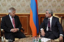 Նախագահ Սերժ Սարգսյանն ընդունել է Լեհաստանի ազգային բանկի նախագահ Մարեկ Բելկային