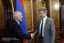 PM, EU Ambassadors Discuss EU-Armenia Cooperation