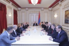 Galust Sahakyan Receives Delegation Led by Nikolay Ryzhkov