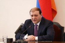 Delegation headed by Yerevan Mayor meets with NKR Prime Minister