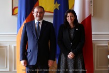 Мэр Еревана Тарон Маргарян встретился с мэром Парижа