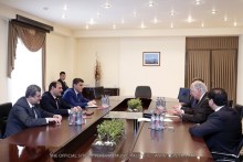 Mayor Taron Margaryan meets with representatives of “Grand Thornton” company