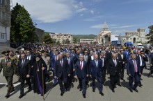 ПРЕЗИДЕНТ СЕРЖ САРГСЯН В АРЦАХЕ ПРИНЯЛ УЧАСТИЕ В ПРАЗДНИЧНЫХ МЕРОПРИЯТИЯХ