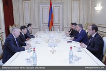 Ara Babloyan Receives Ambassador of Kazakhstan to Armenia