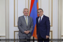 Արա Բաբլոյանն ընդունել է ԵՄ պատվիրակության ղեկավարին