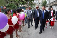 Քաղաքապետ Տարոն Մարգարյանը շրջայց է կատարել Արաբկիր վարչական շրջանում