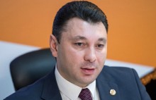 Նիկոլ Փաշինյանն ամեն օր իրեն մի քանի անգամ սպանում է․ Շարմազանով