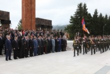 Делегация, возглавляемая Председателем НС РА О.Абраамяном, приняла участие в праздничных мероприятиях в связи с 21-й годовщиной провозглашения независимости НКР