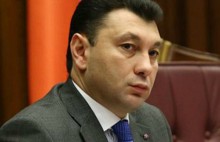 Քանի դեռ կապիտուլյացիայի սիմվոլը վարչապետ է, ո՞վ էլ հրաժարական տա՝ բան չի փոխվելու․ Շարմազանով