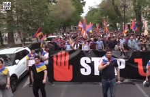 Լաոն զարթնել ա. Հենրիխ Դանիելյան