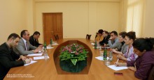 Աշխատանքային քննարկում ԱԺ պաշտպանության, ազգային անվտանգության եւ ներքին գործերի մշտական հանձնաժողովում