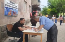  Արմավիր քաղաքում ստորագրահավաքը շարունակվում է