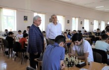  The third president of Armenia, and the president of the Armenian Chess Federation Serzh Sargsyan came to follow the games