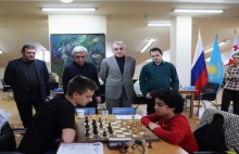  Հայաստանի Հանրապետության երրորդ նախագահ, Հայաստանի շախմատի ֆեդերացիայի նախագահ Սերժ Սարգսյանը հետևել է  Անդրանիկ Մարգարյանի 14-րդ հուշամրցաշարի ընթացքին