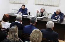  ՀՀ 3-րդ նախագահ, ՀՀԿ նախագահ Սերժ Սարգսյանը երեկ հանդիպել է ՀՀԿ Նոր-Նորքի շրջանային կազմակերպության  ակտիվի հետ